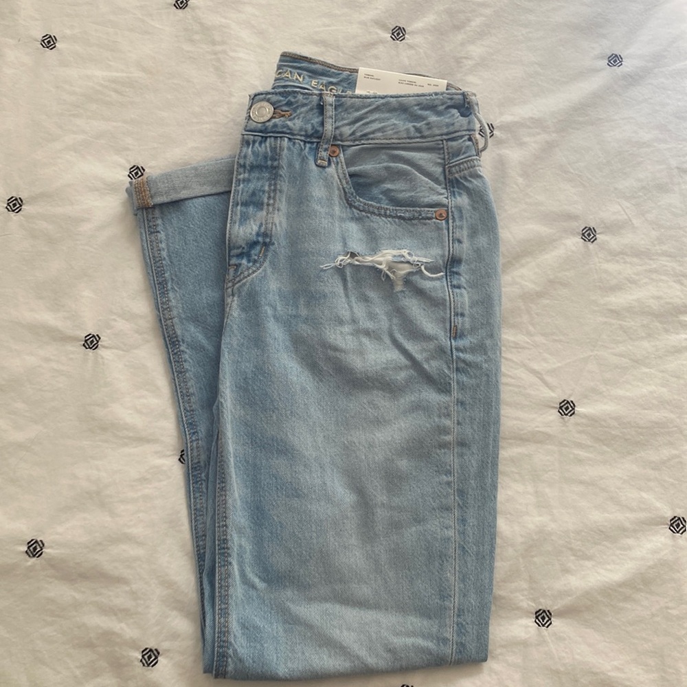 American eagle light washed jeans 00
